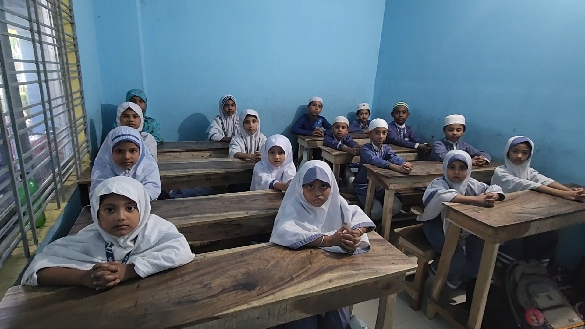 স্পোকেন ইংলিশ ক্লাস | উম্মুল কুরা ইন্টারন্যাশনাল ক্যাডেট মাদরাসা